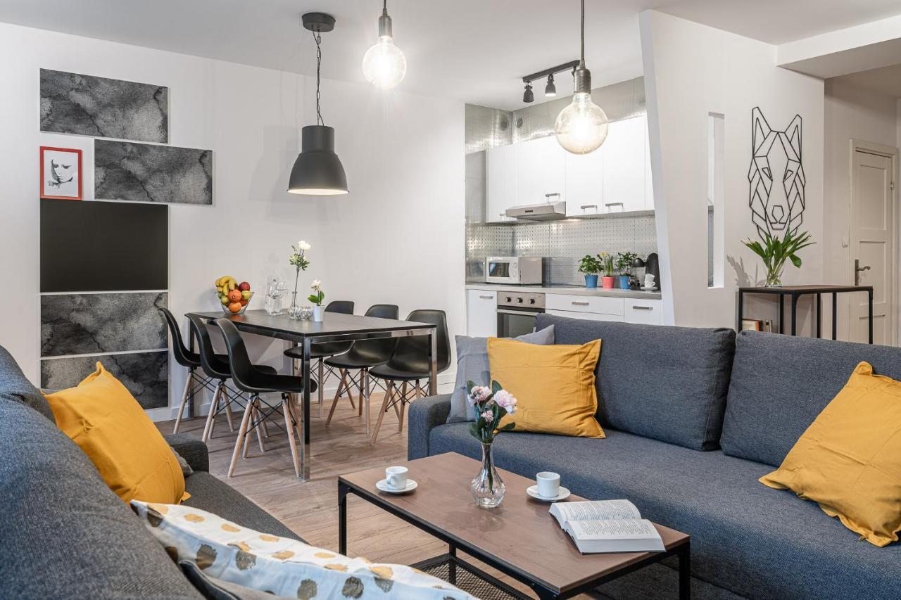 Solny Square Aparthotel Breslavia Exterior foto